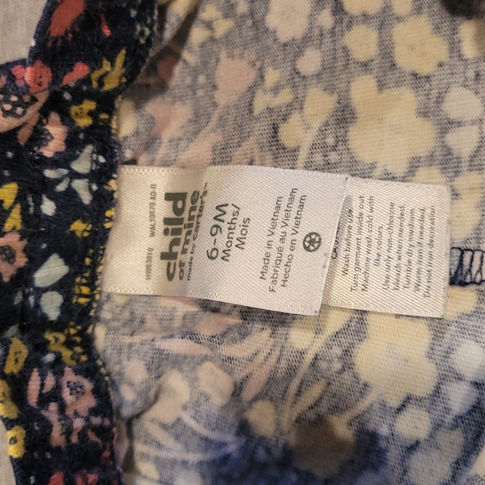 Carter's Outfit - Picture 7 of 8